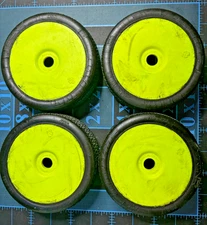 4x Pro-Line Ion MC Clay Soft 1/8 Buggy Tires Yellow Disc Wheels 50% Tread 17mm