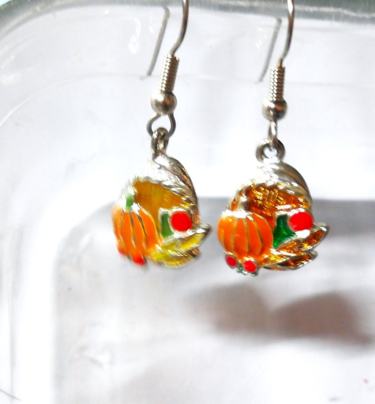 THANKSGIVING  CORNICOPIA  EARRING'S W/ SURGICAL STEEL HOOKS