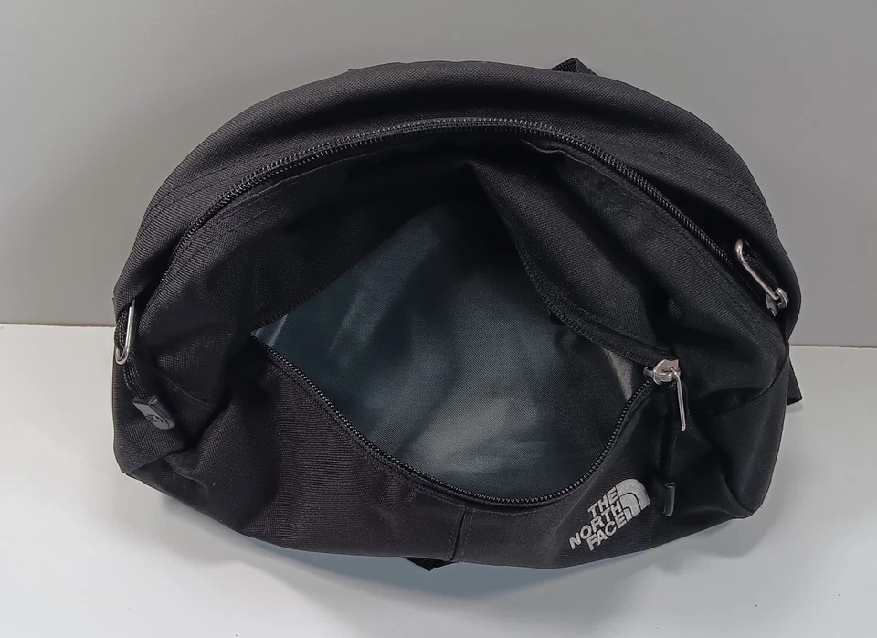 Riñonera The North Face negra grande unisex usada ajustable Foto 3 de 4