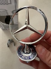 Capot Mercedes 210
