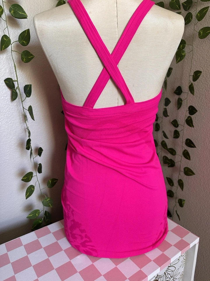 Mujer Caliente Rosa Zella Tank Top Mediano Foto 4 de 4