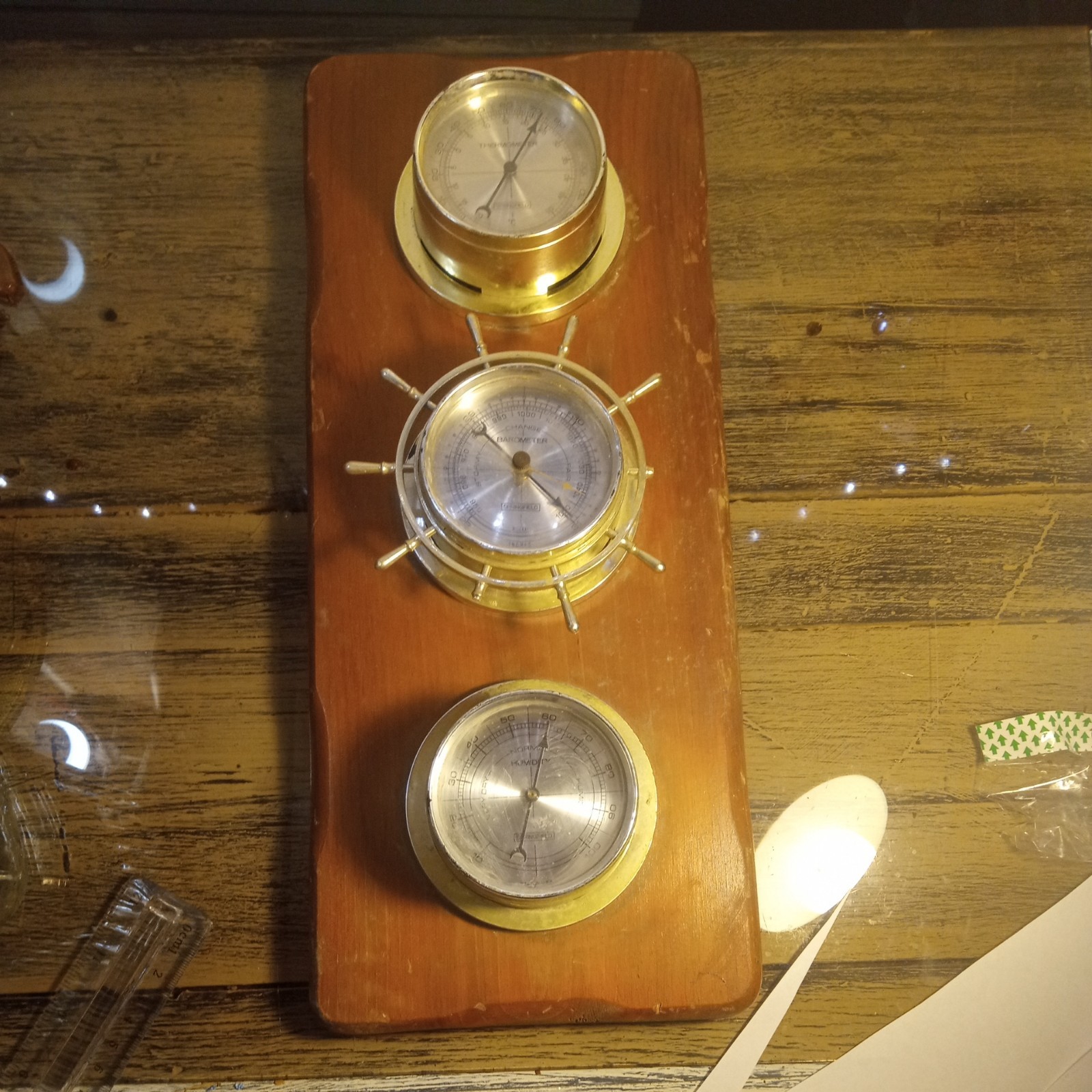 Springfield Instrument Temperature, Barometer&Humidity Wall Display Springfield Instrument ...