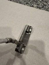 Scotty Cameron Pro Platinum Newport-Mil Spec 35in Putter Right Hand