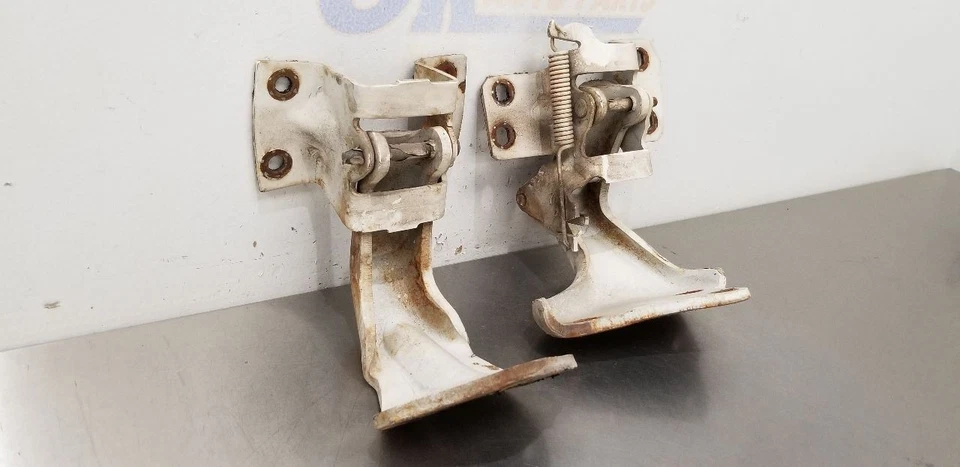 1968 年凯迪拉克 DEVILLE 门环套装上盖和下前左驱动器 — 第 4/4 张图片