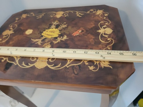 Vtg Wood w Inlay Table Simo Working Music Box "Isola di Capri" - Picture 16 of 17