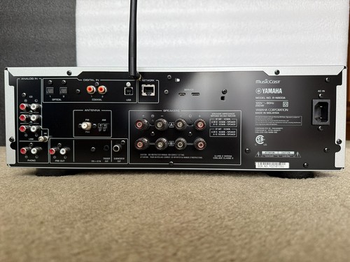 Yamaha R-N800A Network Receiver with Phono and Built-in DAC (Silver) - Picture 2 of 6