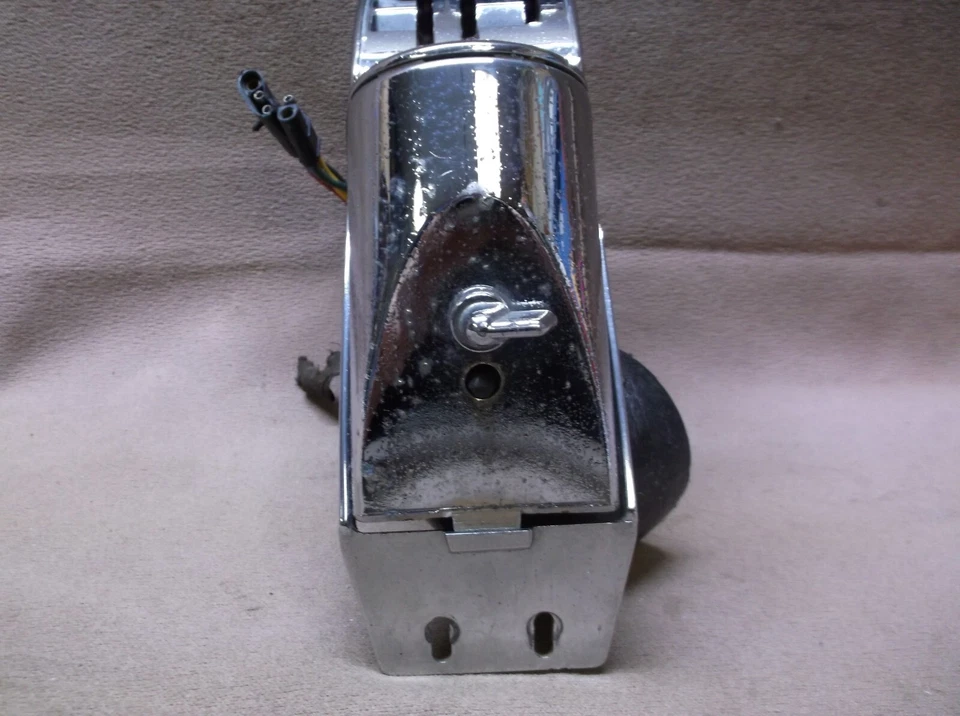 Ford Mustang 1968 Mercury Cougar XR7 controles de calefacción con aire acondicionado Foto 2 de 4