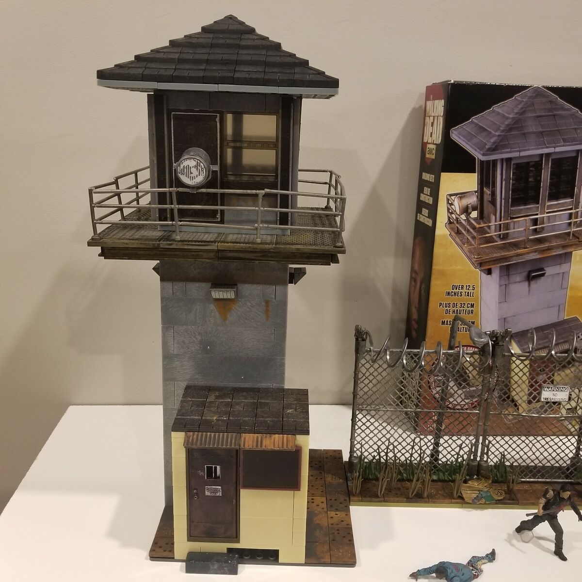 AMC Walking Dead McFarlane Building Set Lego Prison Tower AMC Walking Dead McFarlane Building Set Lego Prison Tower
