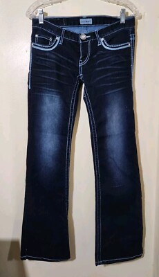 Buckle Jeans Daytrip Leo Bootcut 27R 30 Inseam Low Rise Dark Some Stretch
