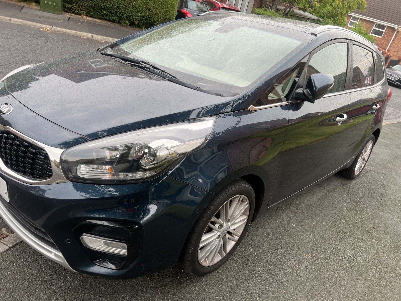 Kia Carens Estate4 1.7 CRDi 139bhp ISG 7-seat 5d mileage 143000