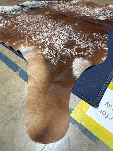 Large Tricolor Cowhide Rug Made in Brazil Area Size 102"x89" - Picture 5 of 15