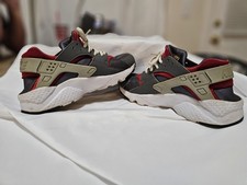 Size 5.5 Nike Huarache Run Low Dark Smoke Grey University Red