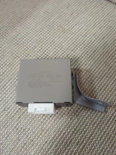 Toyota Denso Flasher Turn Signal Control Relay, part number 81980-0C020