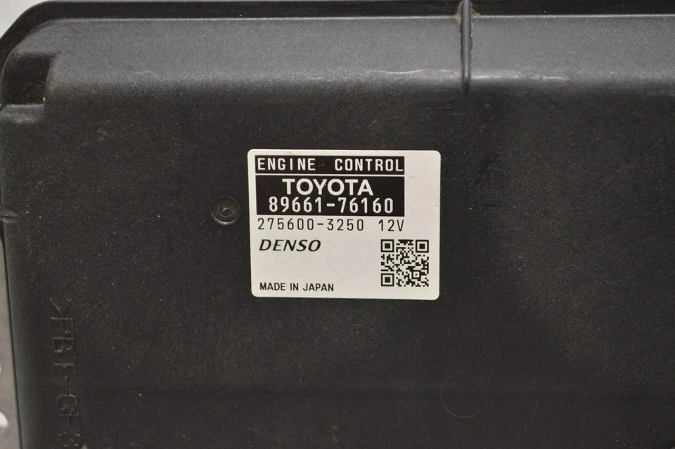 Unidad de módulo de control del motor Lexus CT200H 89661-76160 2015-2017 Ecm I42 041 Foto 3 de 4