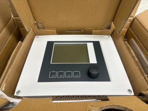 NEW Endress+Hauser Liquiline CM444 Multi Channel Controller, CM444-CTQ3/0 HART