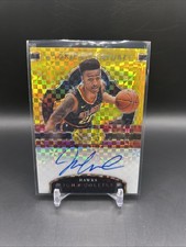 2017-18 Panini Select John Collins Signature Gold Prizm Rookie RC Auto 1/10 A35