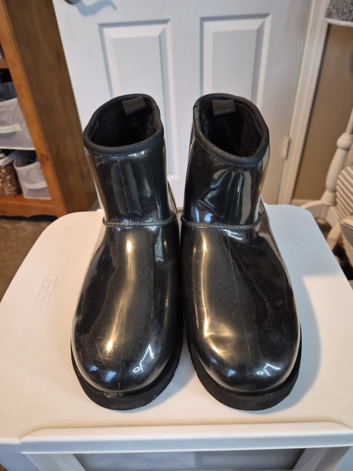 Mujer UGG CLASSIC TRANSPARENTE MINI BOTAS IMPERMEABLES NEGRAS Talla. 9 Foto 3 de 4
