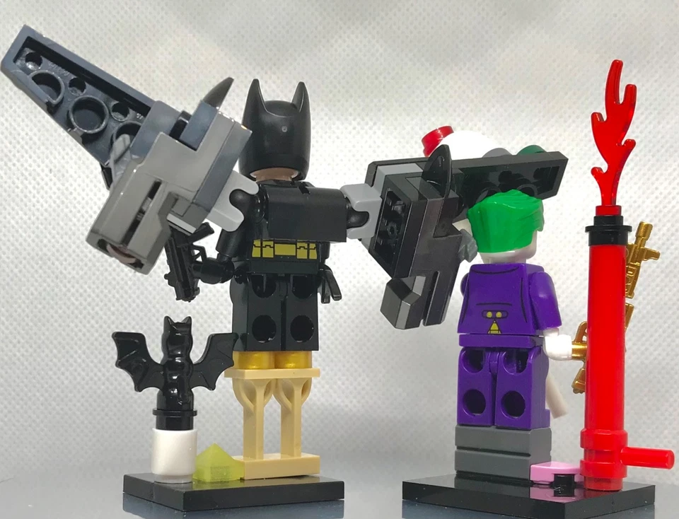 BATMAN LEGO © DC COMICS MINIWORLD 🎁 + THE JOKER / WEAPONS INCLUDE 114D - Image 4 of 4