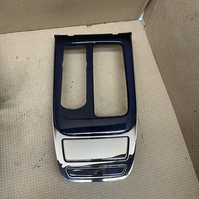 10 11 14 Jaguar XJL X351 Front Center Console Gearshift Surround