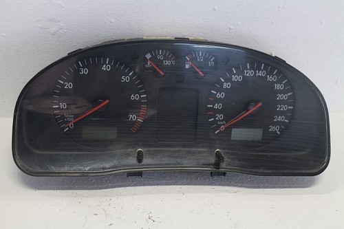 Tachometer Tacho Kombiinstrument 3B0919861B VW PASSAT (3B2) 1.8