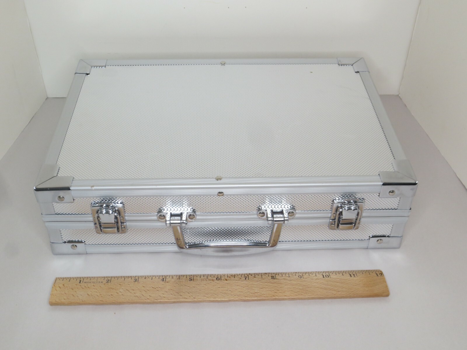 Artist's LoftMedia Art Set in Aluminum Case95+ PiecesPencils