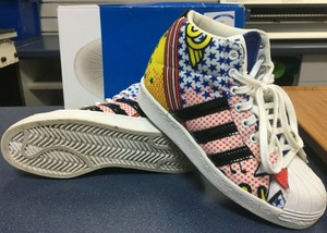 adidas superstar cartoon