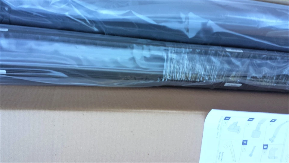 82211470AF Cubierta Tonneau Dodge Ram 1500 GENUINA MOPAR. NUEVO. Foto 4 de 4