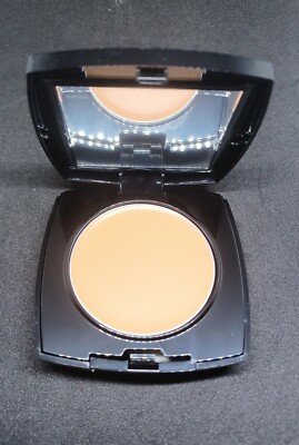 AVON TRUE COLOUR CREMEPUDER-FOUNDATION 10 Medium Beige.