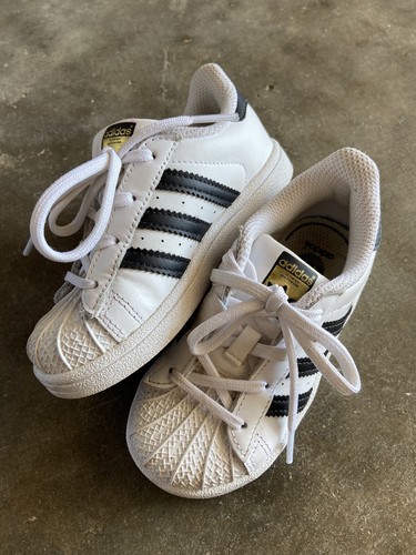 superstars size 8