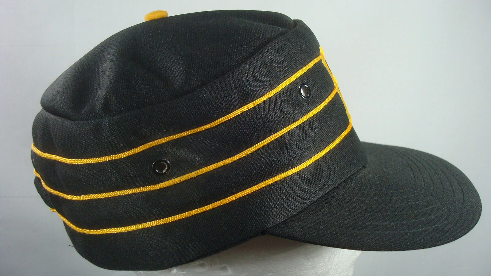 Picture 4 of 12
