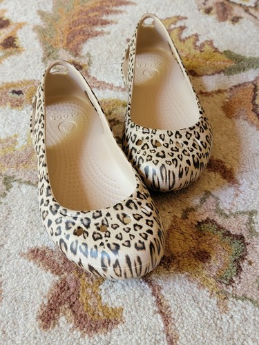 crocs kadee leopard flats