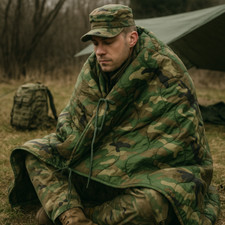 USGI Military Style All Weather Poncho Liner / Woobie Blanket in Woodland Camo 
