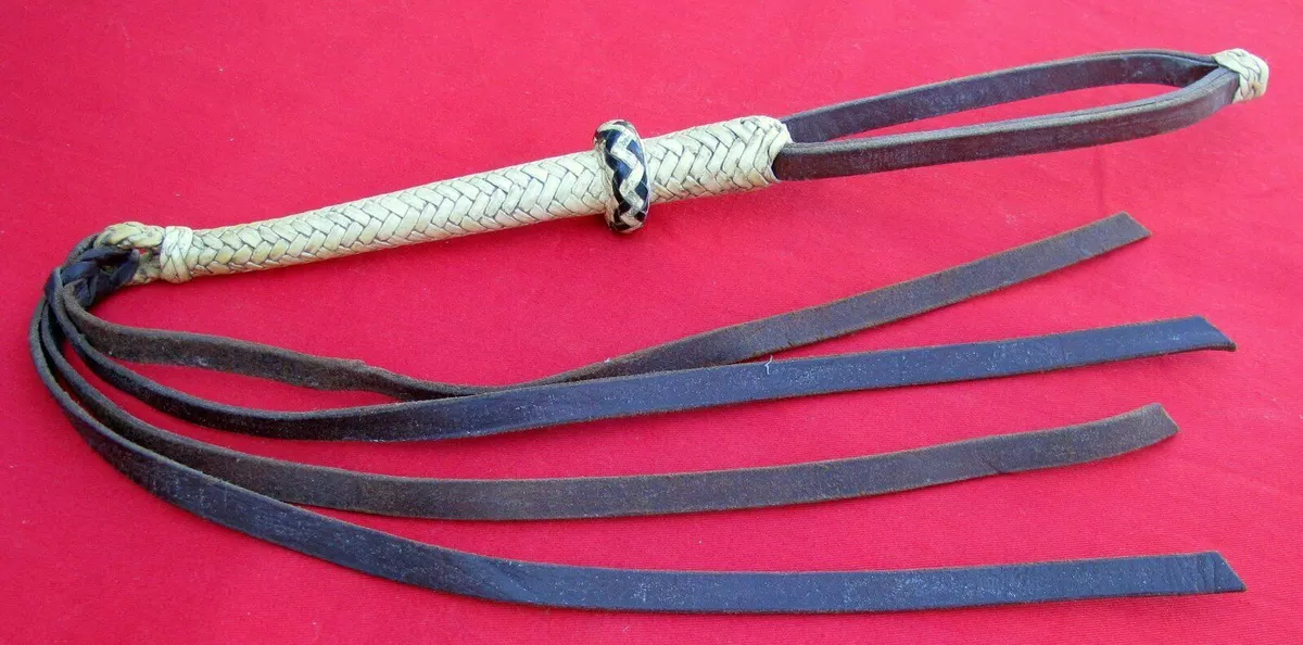 FINE FANCY ANTIQUE HAND BRAIDED 2 COLOR RAWHIDE FOLK ART QUIRT eBay