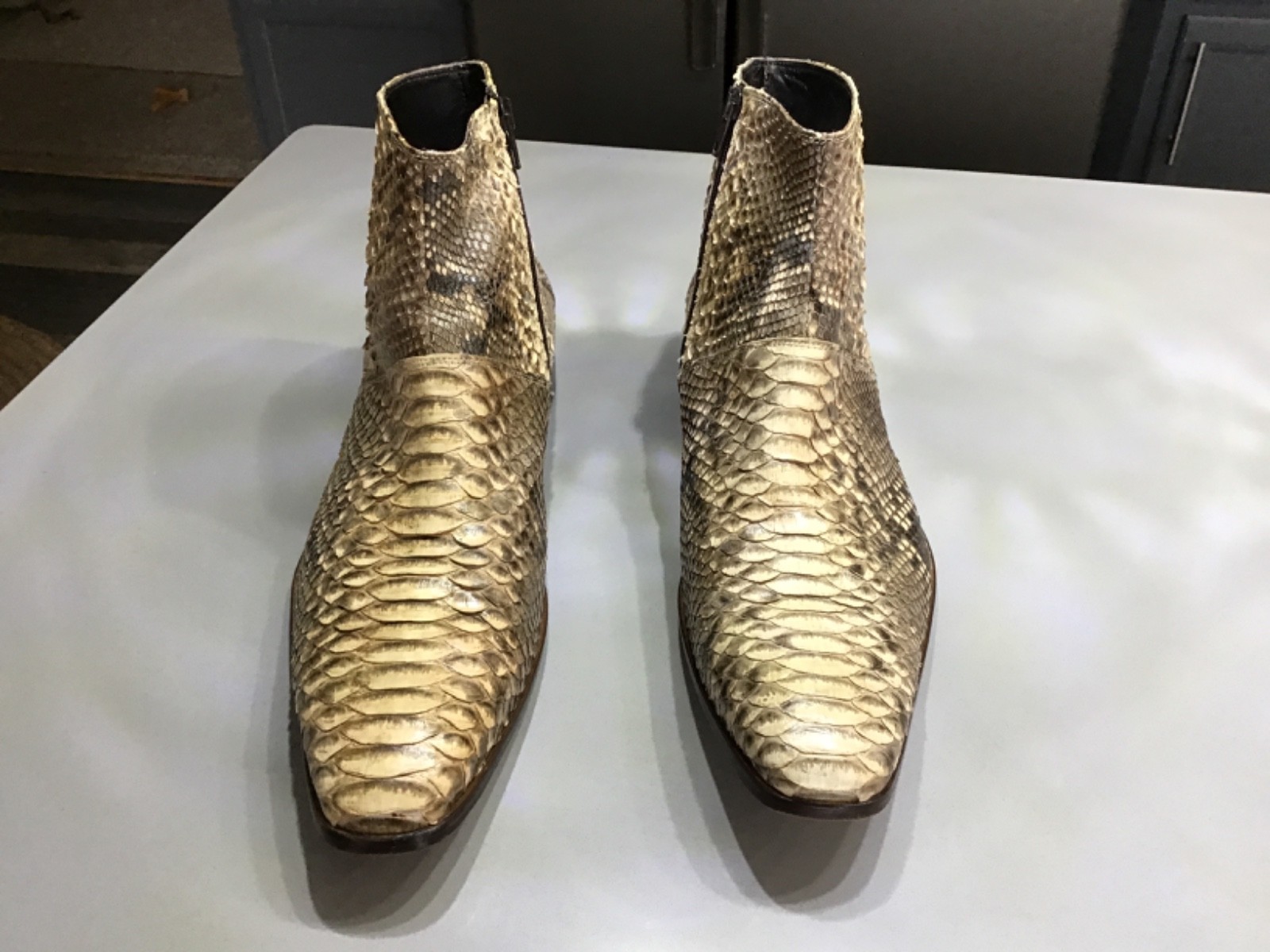 Kenneth Cole Collection Jo Ghost Rattlesnake / Py… - image 3