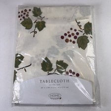Sonoma Oval Fabric Tablecloth Grapes and Leaves 60 X 84 NEW 2000