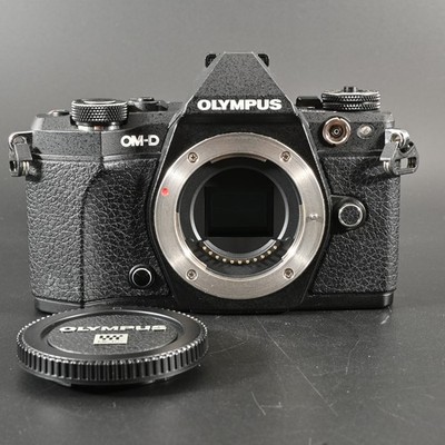 Olympus OM-D E-M5 Mark II Black Micro Four Thirds Tested Working #001