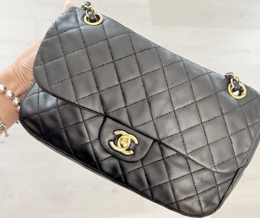 シャネル♡ショルダーバッグ シャネル(CHANEL)シャネル CHANEL22 チェーンショルダーバッグミニ
