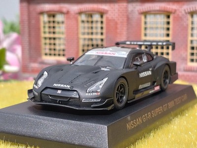 Kyosho NISSAN GT-R SpecV R35 ミニカー Super GT 2008 / Nissan R35 GT-R / Test car / 1/64 Diecast / Kyosho