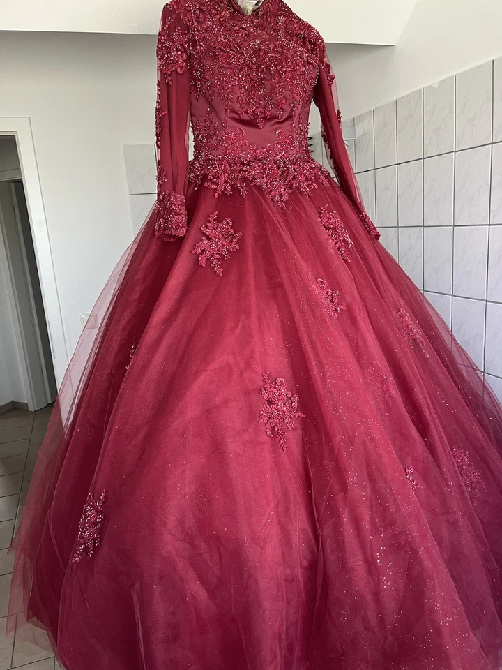 Hijab Brautkleid Weinrot für hennaabend - Bild 3 von 4