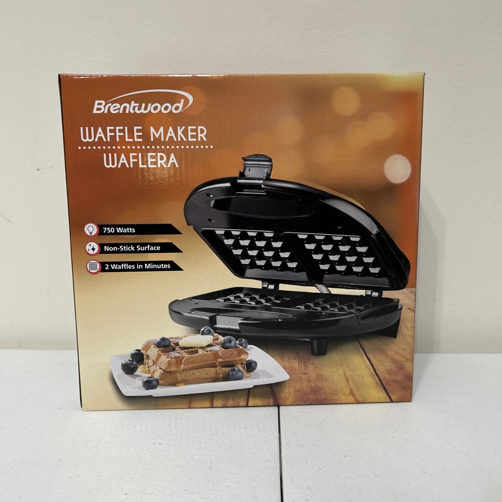 Brentwood Waffle Maker - Black (TS-243)
