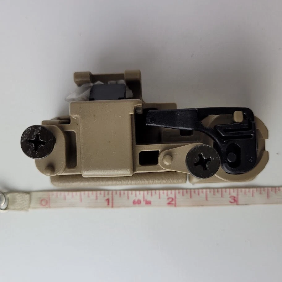 Infiniti I30 2001 guantera manija cierre pestillo beige tostado con tornillos sin llave OEM Foto 4 de 4