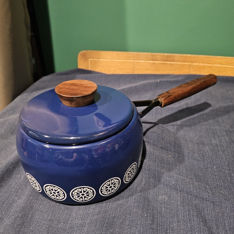 Vtg Blue & White Enamel Mid-Century Handled Sauce Pot  Asta Fissler ? Snowflake 