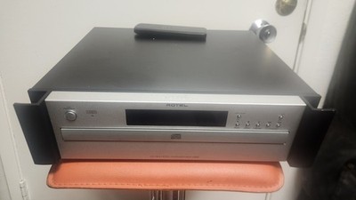Rotel RCC 1055 Stereo CD Player Changer w/ Remote Control RCC1055