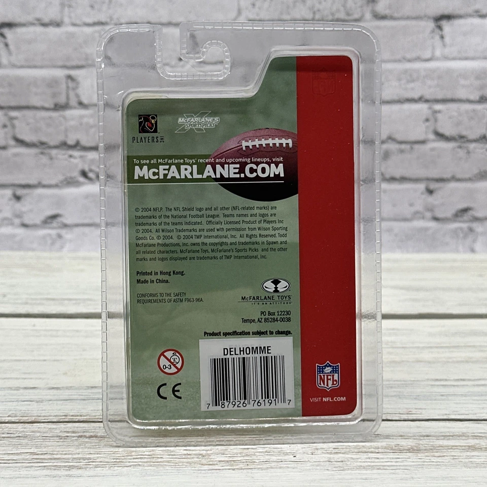 Boneco NFL Jake Delhomme #17 Carolina Panthers camisa branca Mcfarlane 2004 - Imagem 2 de 2