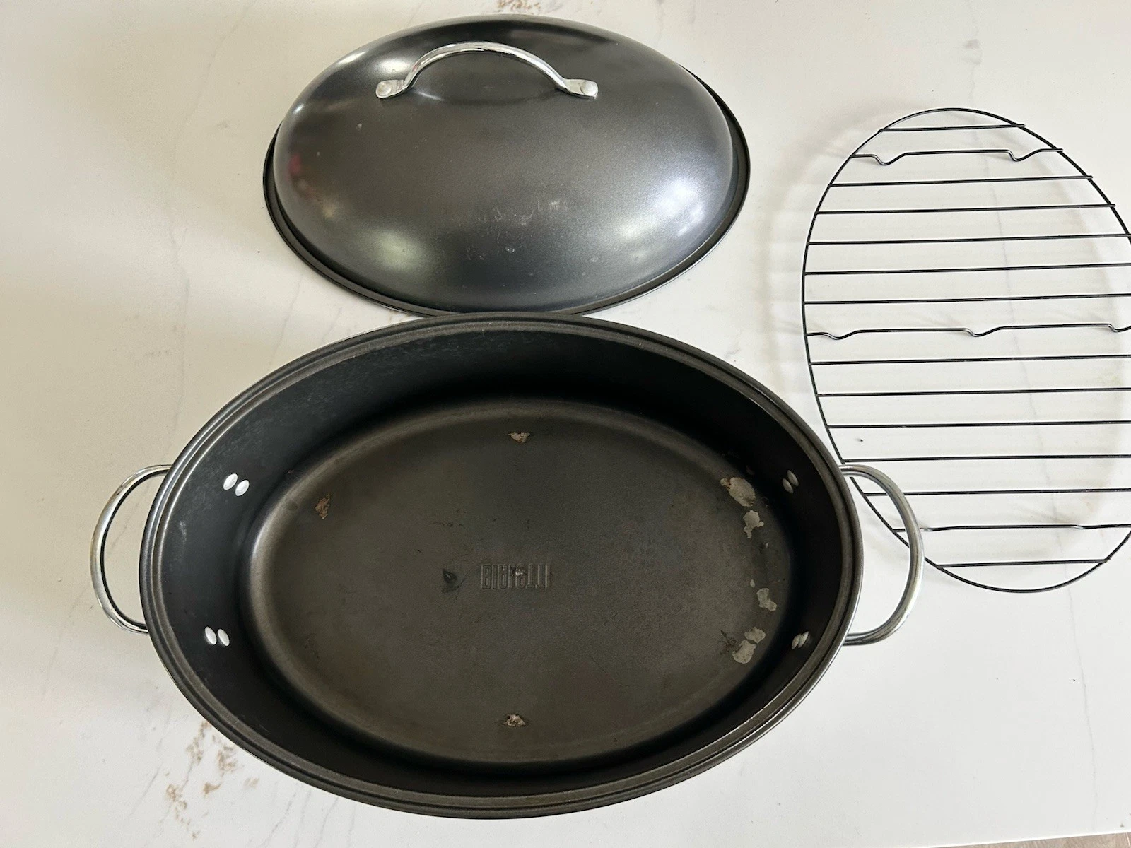 Roasting pan set, pan, a high-dome lid, & roasting rack 10qt capacity Bialetti
Opens in a new window