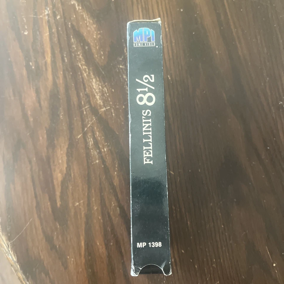 Federico Fellini's 8 1/2 VHS Marcello Mastroianni, Claudia Cardinale Nino Rota - Image 3 of 4