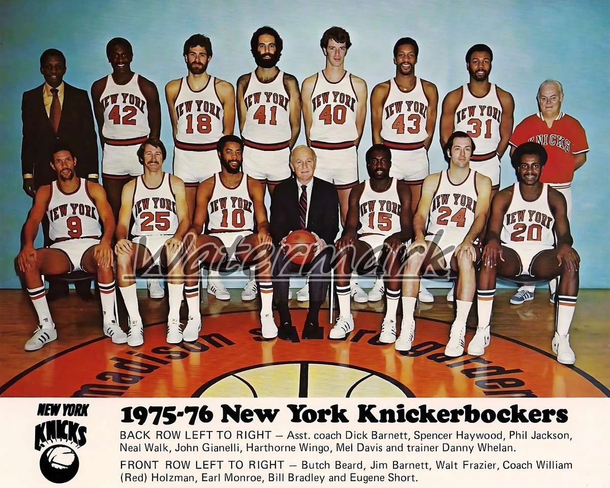 NBA 1975 - 76 New York Knicks Team Picture with Names Color 8 X 10