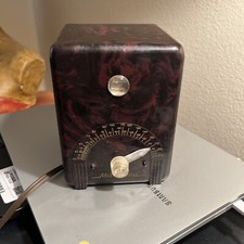 Vintage 1950  s Crystal Labs Metronoma Bakelite Tube Type Metronome. Works.