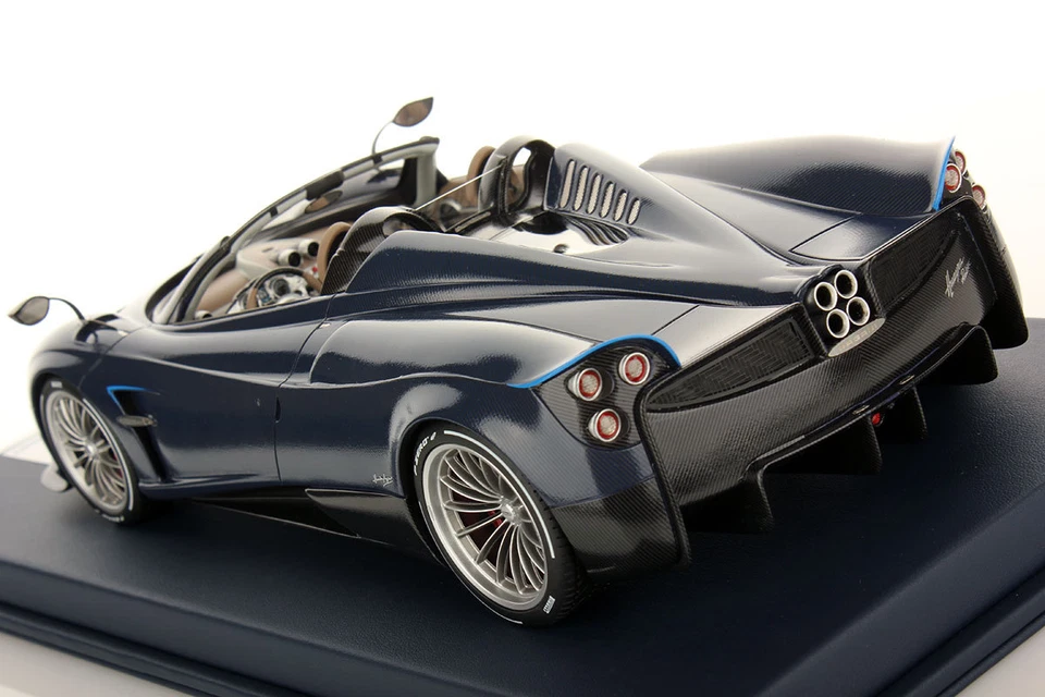 LookSmart Pagani Huayra Roadster Blue Tricolore with Showcase 1/18 - Imagen 4 de 4