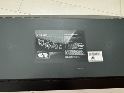 Star Wars Galaxy's Edge Kylo Ren Legacy Lightsaber Hilt Disney Parks NEW - Picture 5 of 6